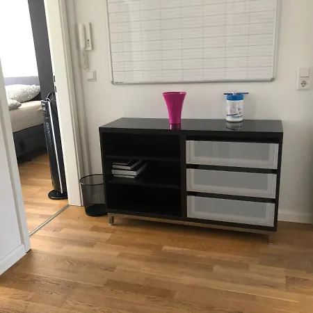 Familienfreundliches Bahnstr 30c Отель