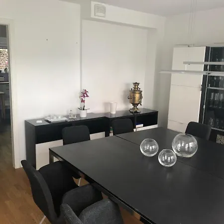 Familienfreundliches Bahnstr 30c Отель 3*